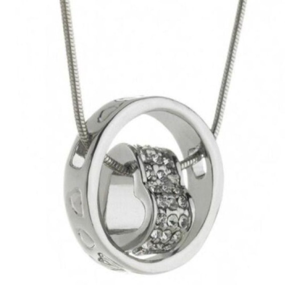 Swarovski Ring Around A Floart Heart Pendant Necklace NWT